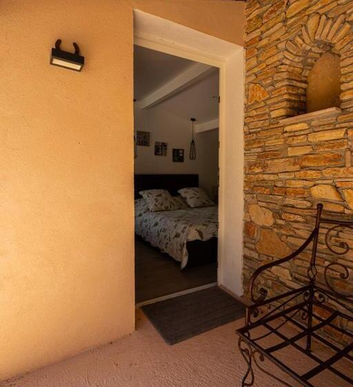 חדר דלוקס עם מרפסת, Comorebi Provence