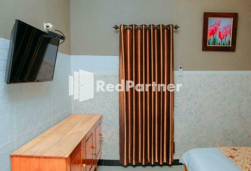 标准间, Flamboyan Asri Syariah Mitra Reddoorz Near Kampung Inggris Pare