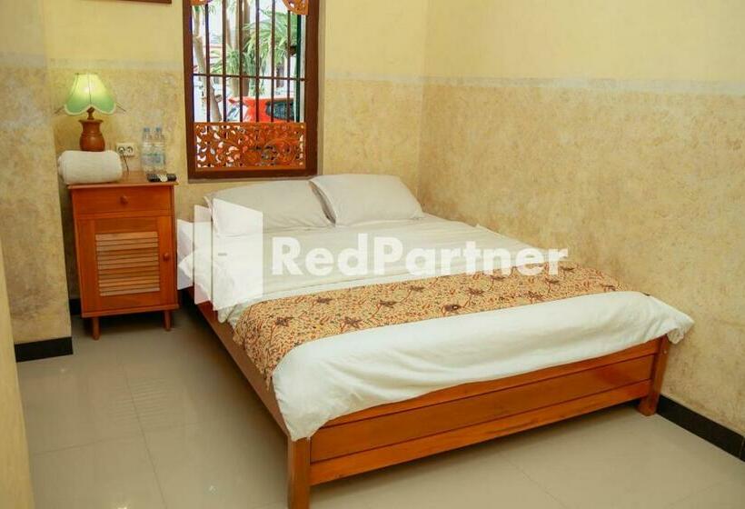 Номер Стандарт, Flamboyan Asri Syariah Mitra Reddoorz Near Kampung Inggris Pare