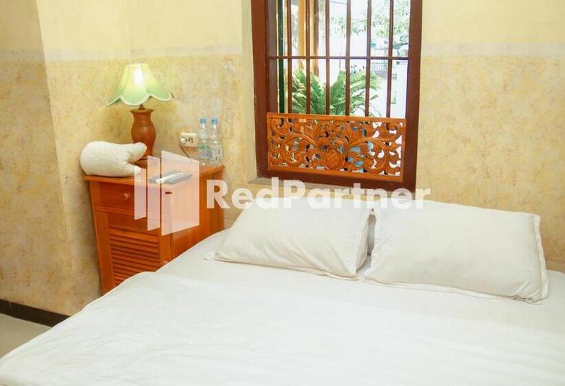 Номер Стандарт, Flamboyan Asri Syariah Mitra Reddoorz Near Kampung Inggris Pare