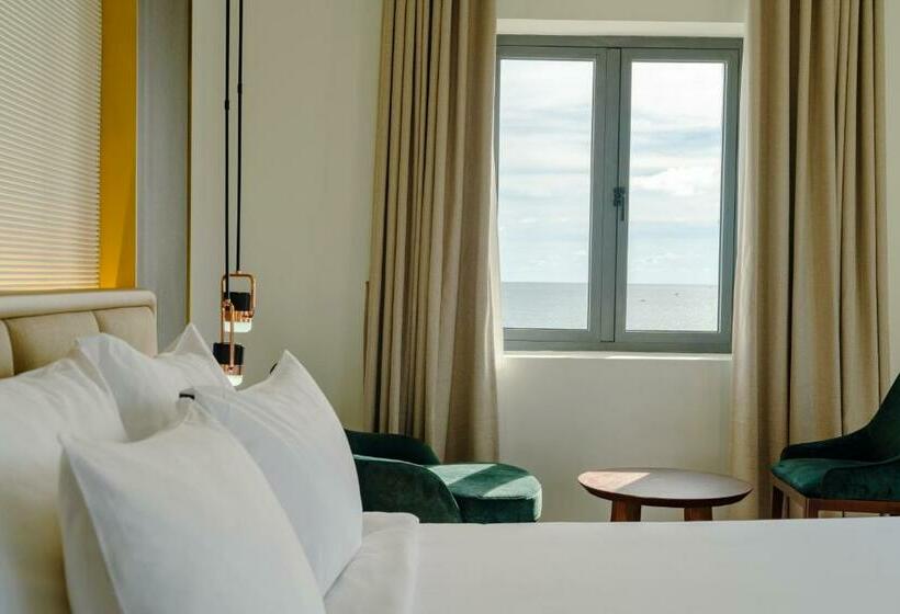 Deluxe Suite Sea View, The Tahiti Beach