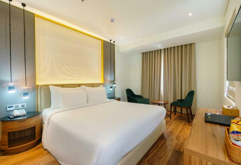 Deluxe Suite Sea View, The Tahiti Beach