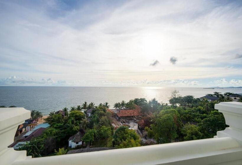 سوییت خانوادگی, The Tahiti Beach