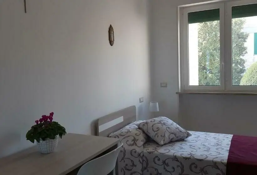 スタンダードシングルルーム, Trullo Dell Immacolata Casa Vacanze Gestita Da Suore