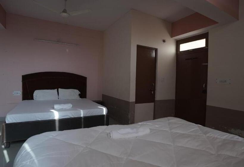 اتاق لوکس, Mohan By Wb Inn