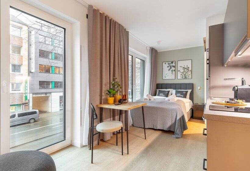 سوئیت راحتی, Limehome Munster Vonsteubenstr  Digital Access