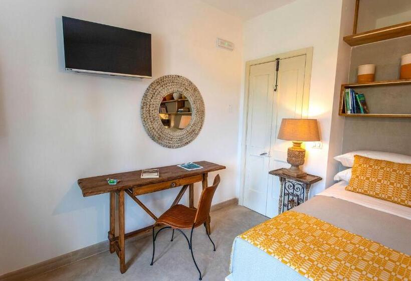 חדר סטנדרט נוף לגינה, Masseria Ferarelli Trepizzi