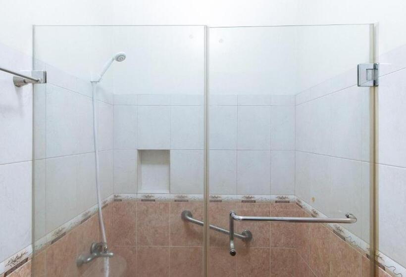 חדר דלוקס, Reddoorz Premium @ Nick Hotel Gerona Tarlac