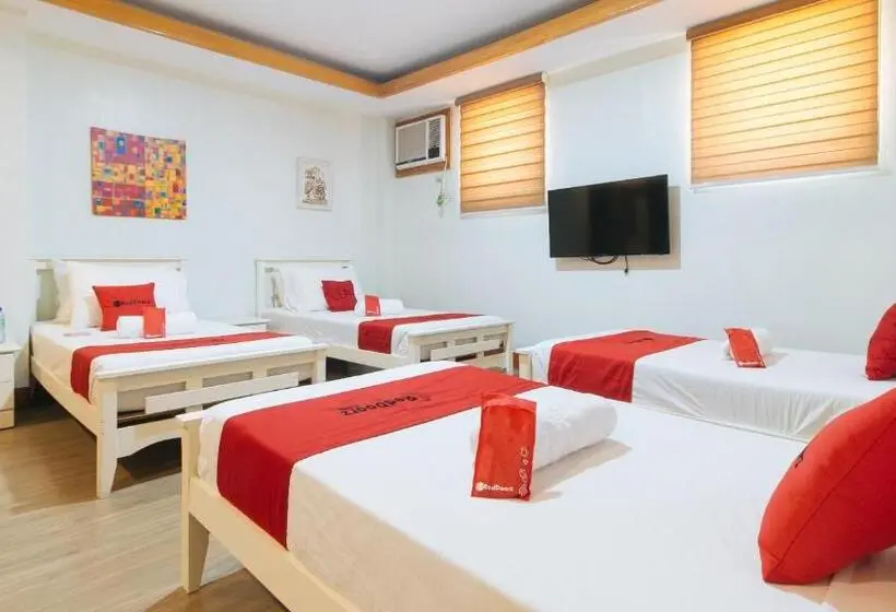 Standard Neljän Hengen Huone, Reddoorz Premium @ Nick Hotel Gerona Tarlac