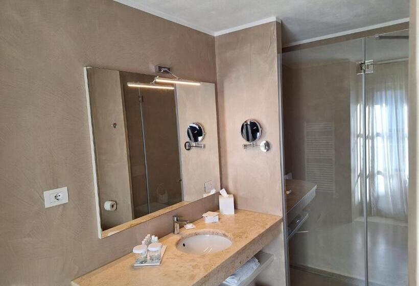 اتاق استاندارد با تخت بزرگ, Chiostro Dei Domenicani   Dimora Storica