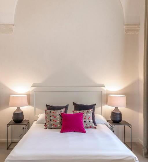 اتاق استاندارد با تخت بزرگ برای معلولان, Chiostro Dei Domenicani   Dimora Storica