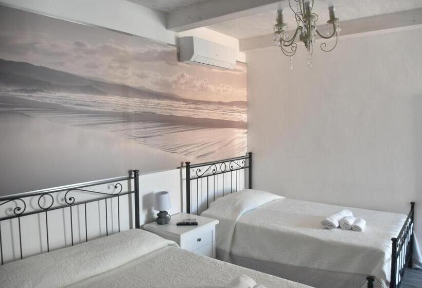 コンフォートトリプルルーム, Angelique Affittacamere