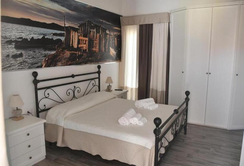 スーペリアの４人部屋, Angelique Affittacamere