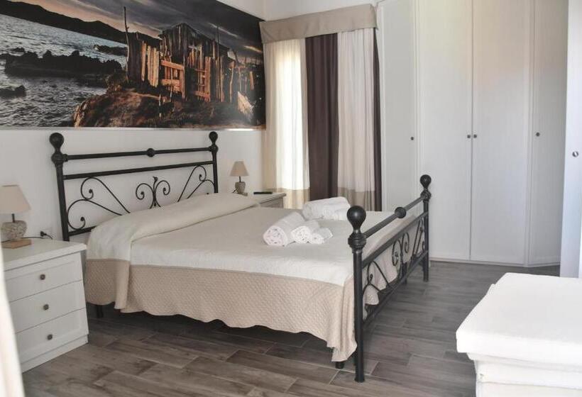 スーペリアの４人部屋, Angelique Affittacamere