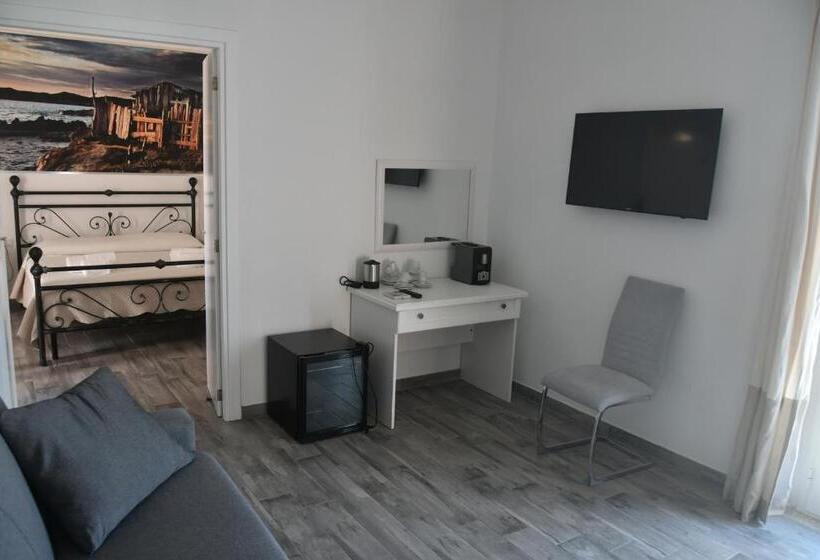 スーペリアの４人部屋, Angelique Affittacamere