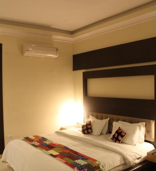 חדר סופריור, H R Palace