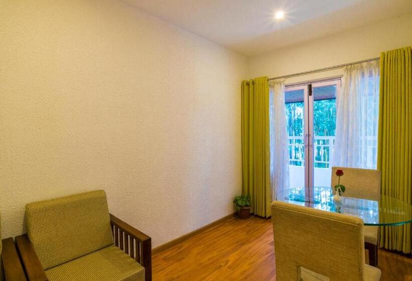 Pokój Superior, Hillview Munnar