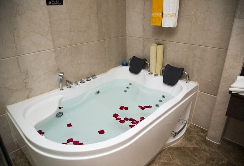 סוויטה דלוקס, Jiangmen Gladden