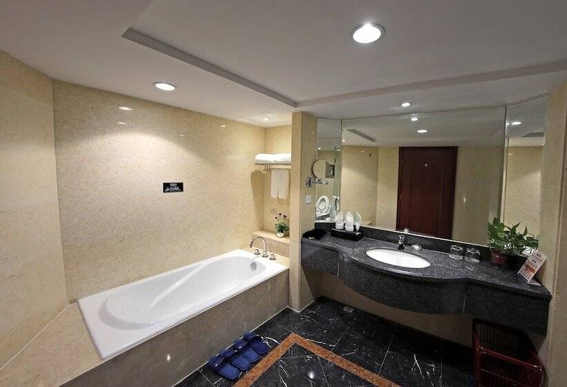 חדר סופריור, Jiangmen Gladden