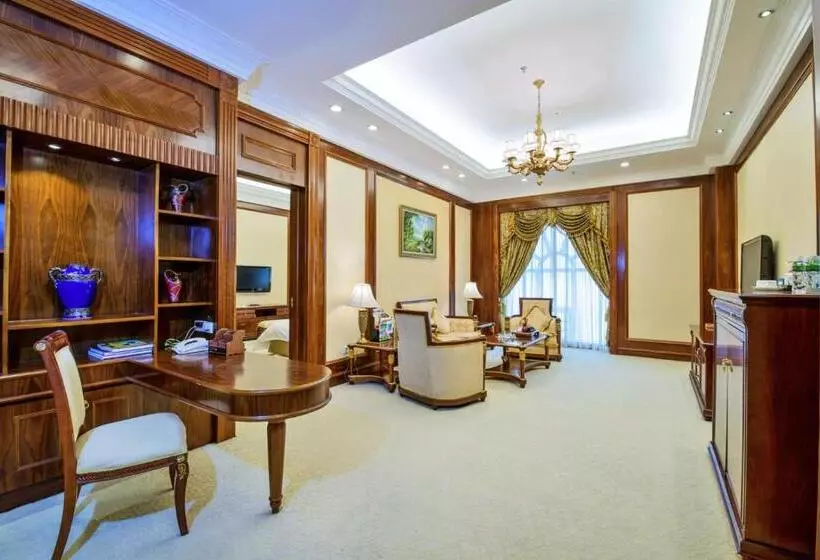 Presidenttisviitti, Jiangmen Gladden