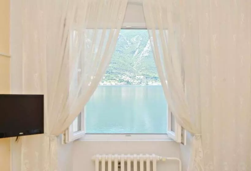 Triple Room Sea View, Pana Eustahije 253