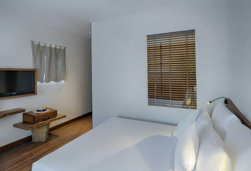 高级客房, Silverland Min