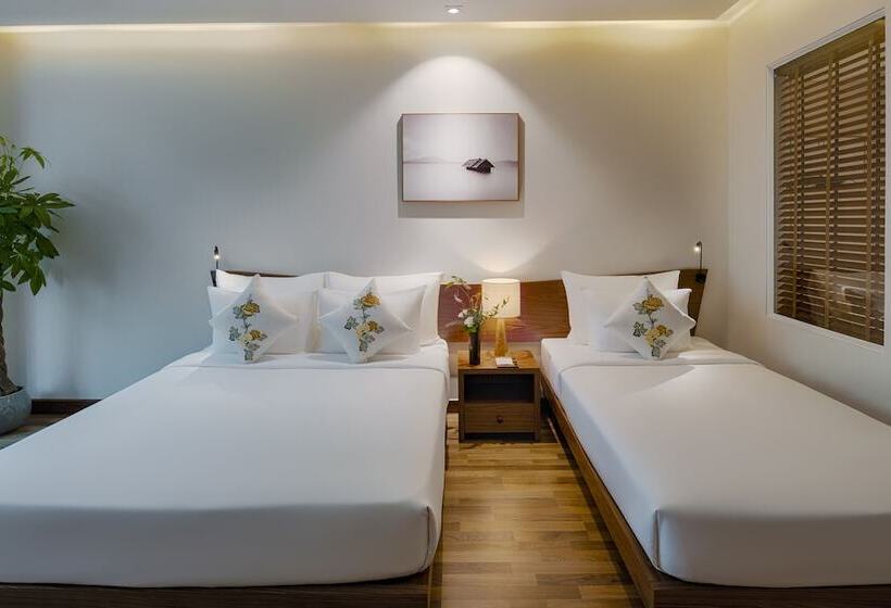 家庭套房, Silverland Min