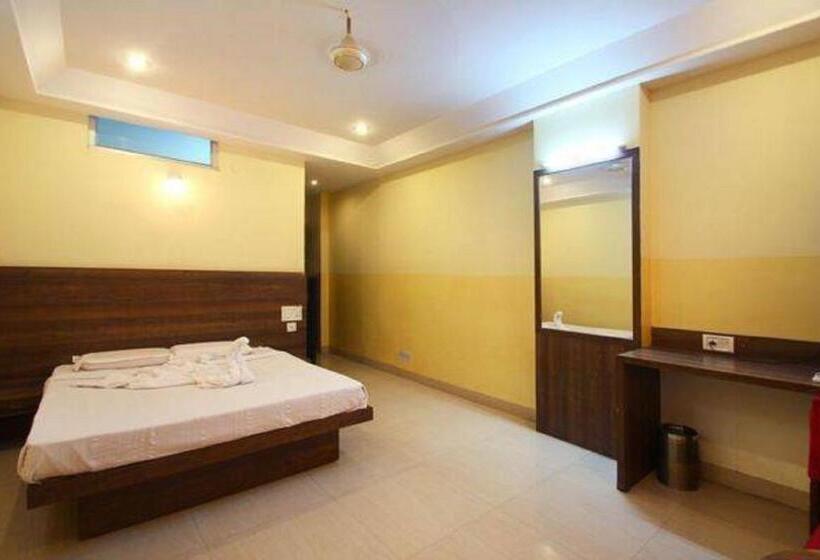 اتاق استاندارد بدون تهویه هوا, Suvarna Residency