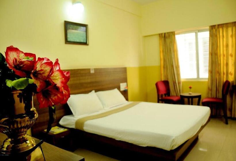 اتاق استاندارد بدون تهویه هوا, Suvarna Residency