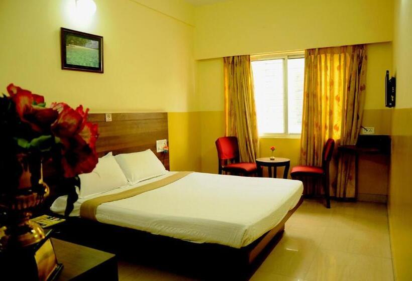 اتاق استاندارد بدون تهویه هوا, Suvarna Residency