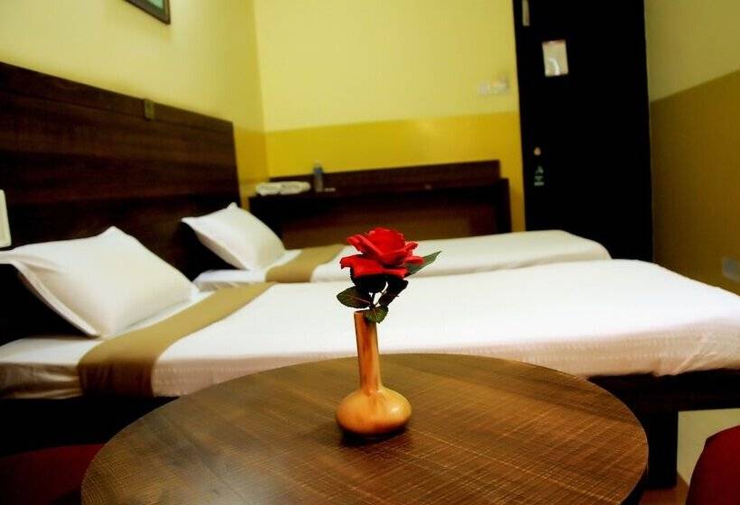 اتاق لوکس, Suvarna Residency