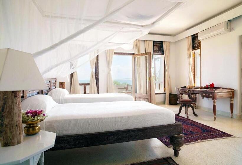 اتاق لوکس, The Majlis