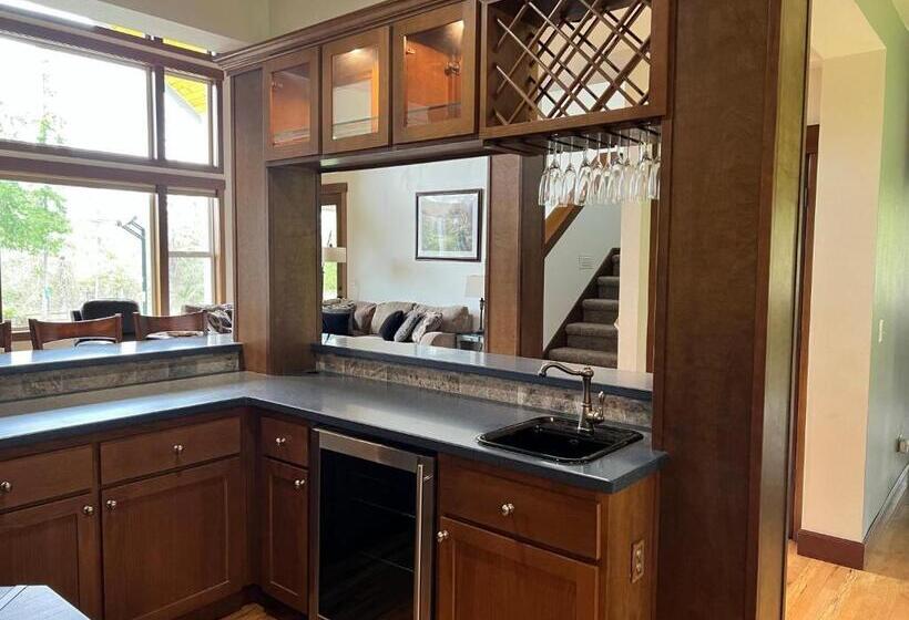 Дом 4 Спальни, Nisqually Highland Ranch! 35 Mi To Mt Rainier