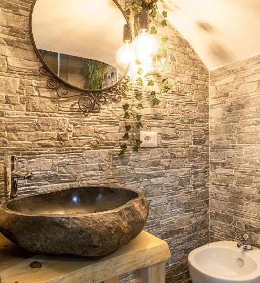 디럭스 룸 킹사이즈 침대, Notti Magiche