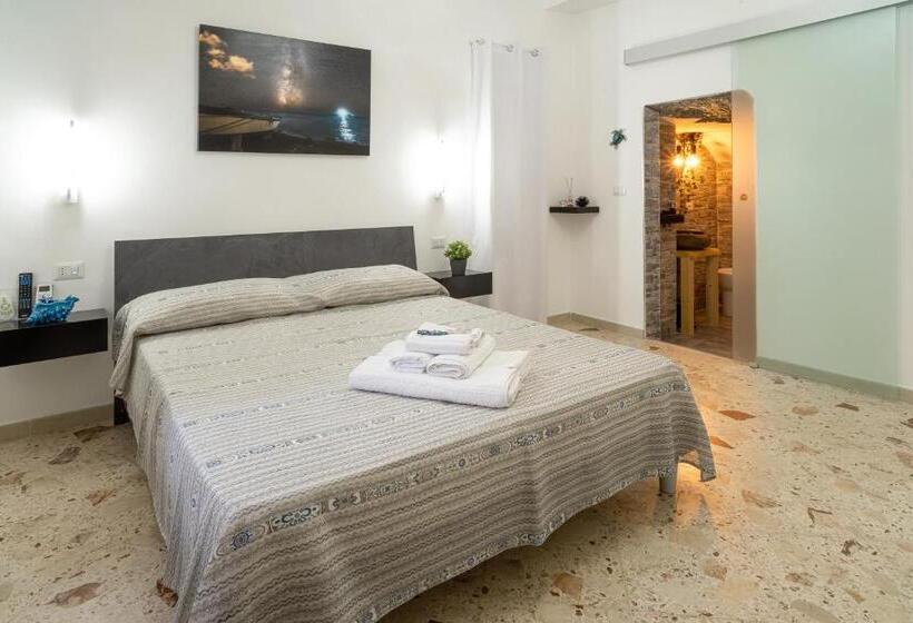 디럭스 룸 킹사이즈 침대, Notti Magiche