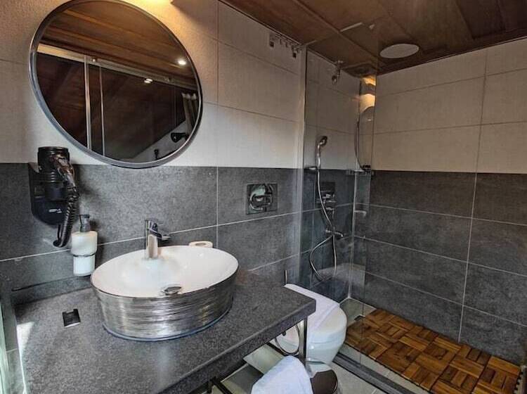 اتاق استاندارد, Sam Franss Boutique Otel