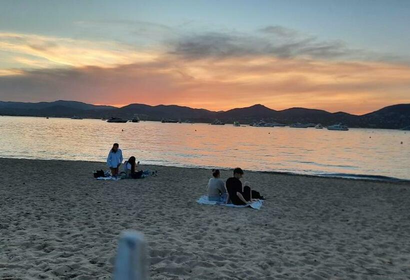 带泳池观景的豪华房, Villa Playa Del Sol B4