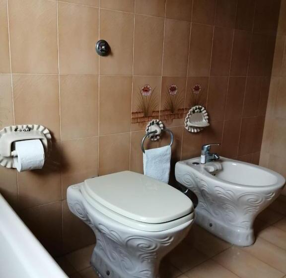 Standard room with outdoor bath, Beb Cariddi