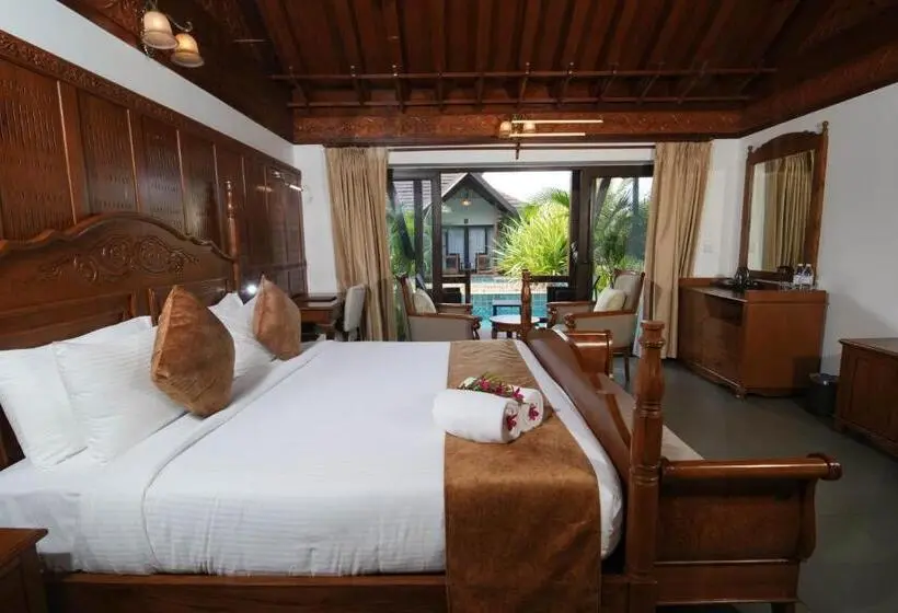 キングサイズベッドのスタンダードルーム, Gokulam Grand Resort & Spa Kumarakom