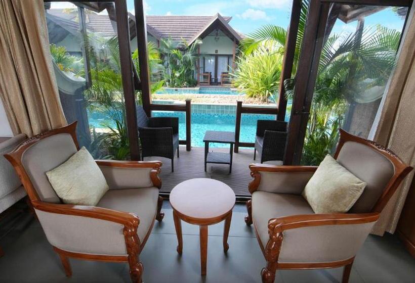 غرفة قياسية سرير كينج, Gokulam Grand Resort & Spa Kumarakom