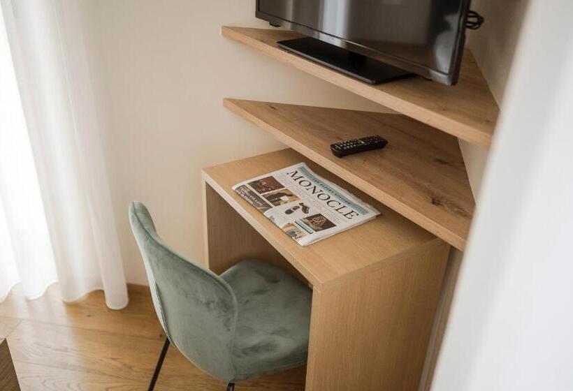 إستديو قياسى مزود بشرفة, Boutique Hotel Wiesenhof   Adults Only