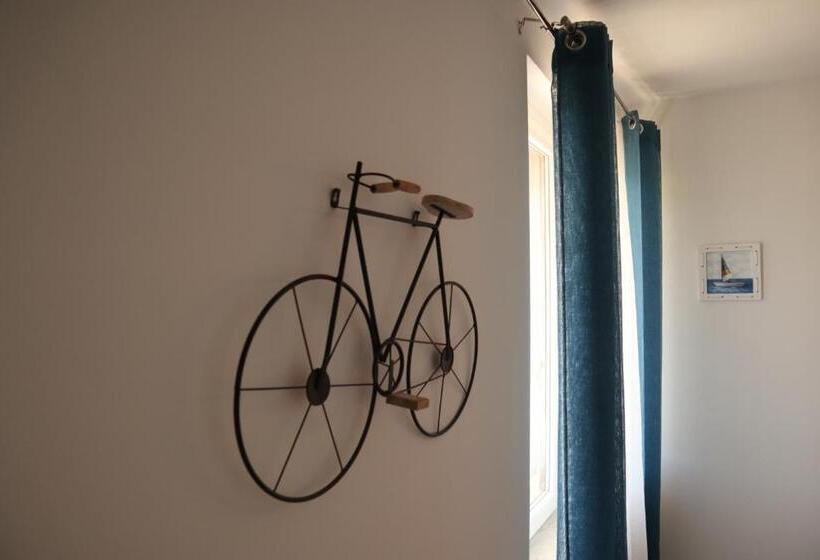 스탠다드 룸 킹사이즈 침대, B&b La Marinella