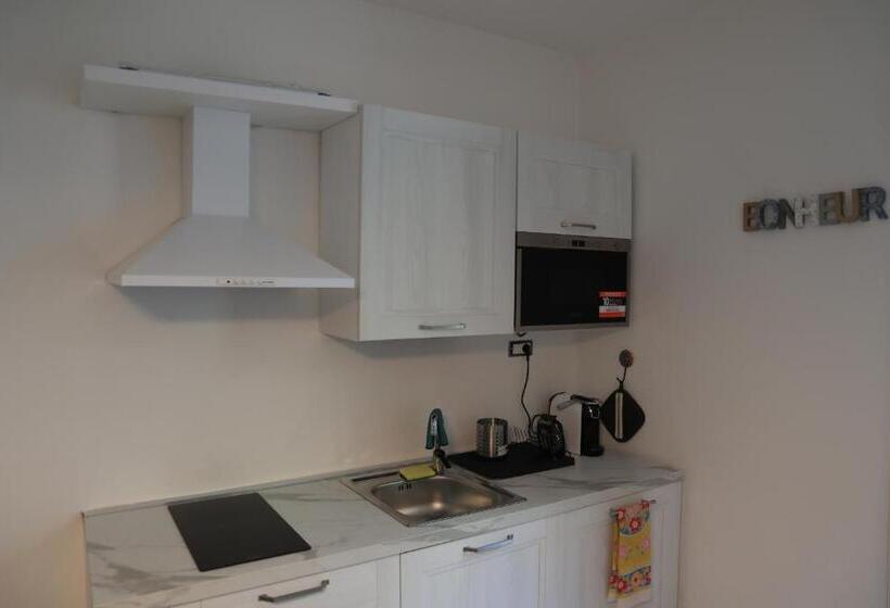 1베드룸 아파트 1층, B&b La Marinella