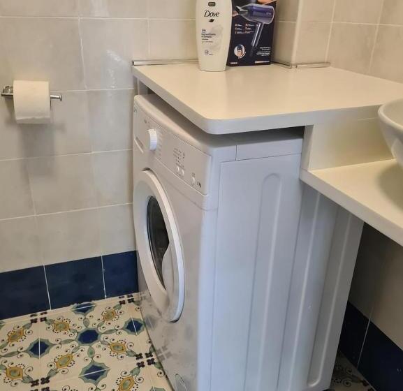 آپارتمان 1 خوابه با چشم‌انداز باغ, B&b La Marinella