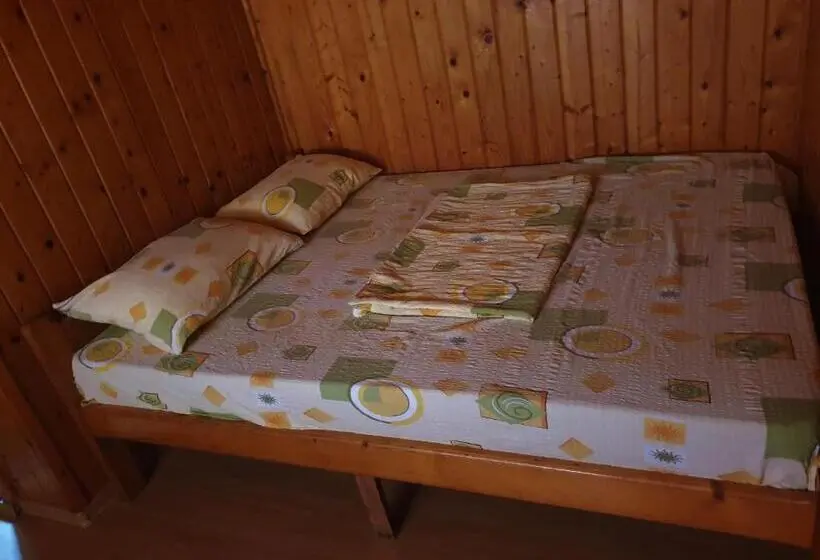 スタンダードトリプルルーム, Casa Philip Costinești, Acceptăm Vouchere De Vacanta