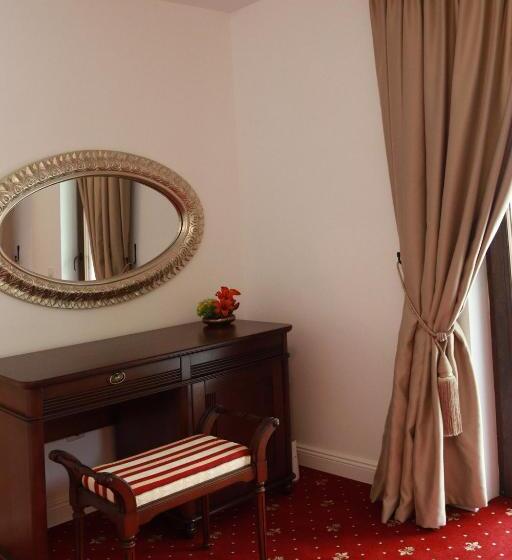 سوئیت با تخت بزرگ, Villa Unique