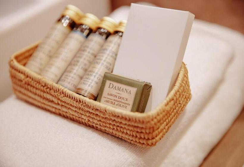 اتاق استاندارد برای معلولان, Kasbah Tamsna