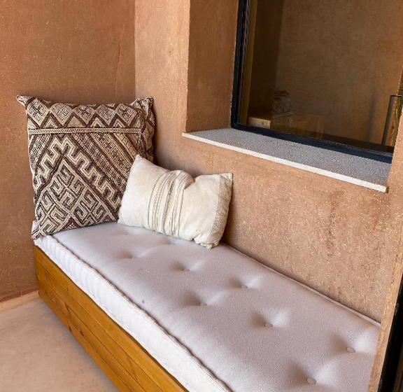 اتاق سوپریور, Kasbah Tamsna