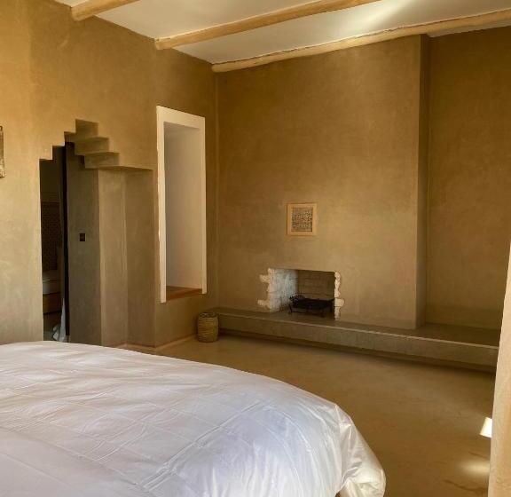 سوییت, Kasbah Tamsna