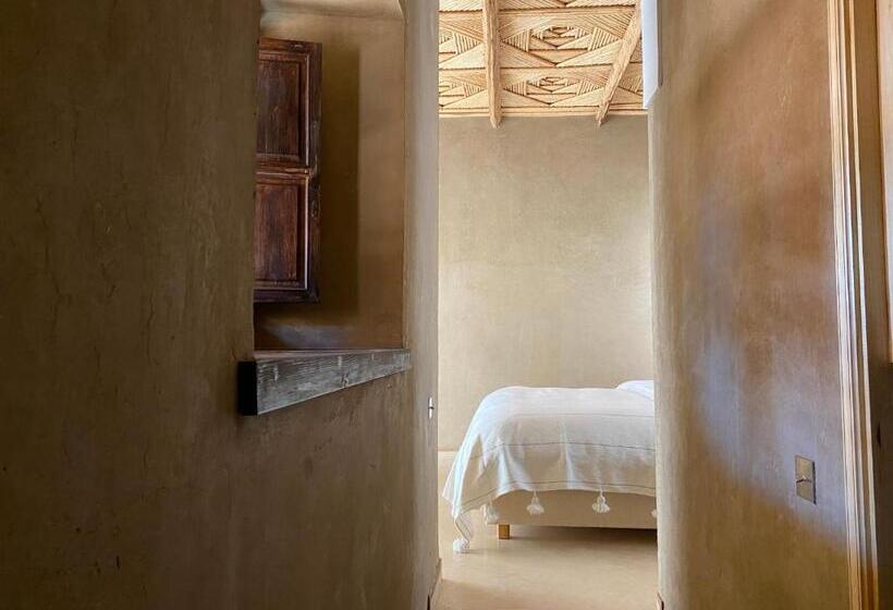 سوئیت با بالکن, Kasbah Tamsna